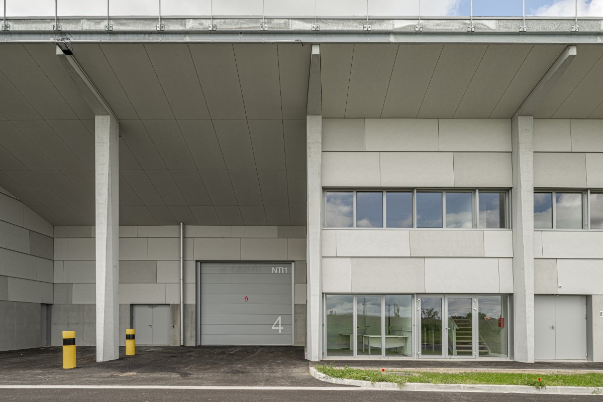 agence d'architecture DLW : projet de construction des infrastructures de soutien technique des véhicules blindés de nouvelles générations (programme Scorpion) à Pamiers